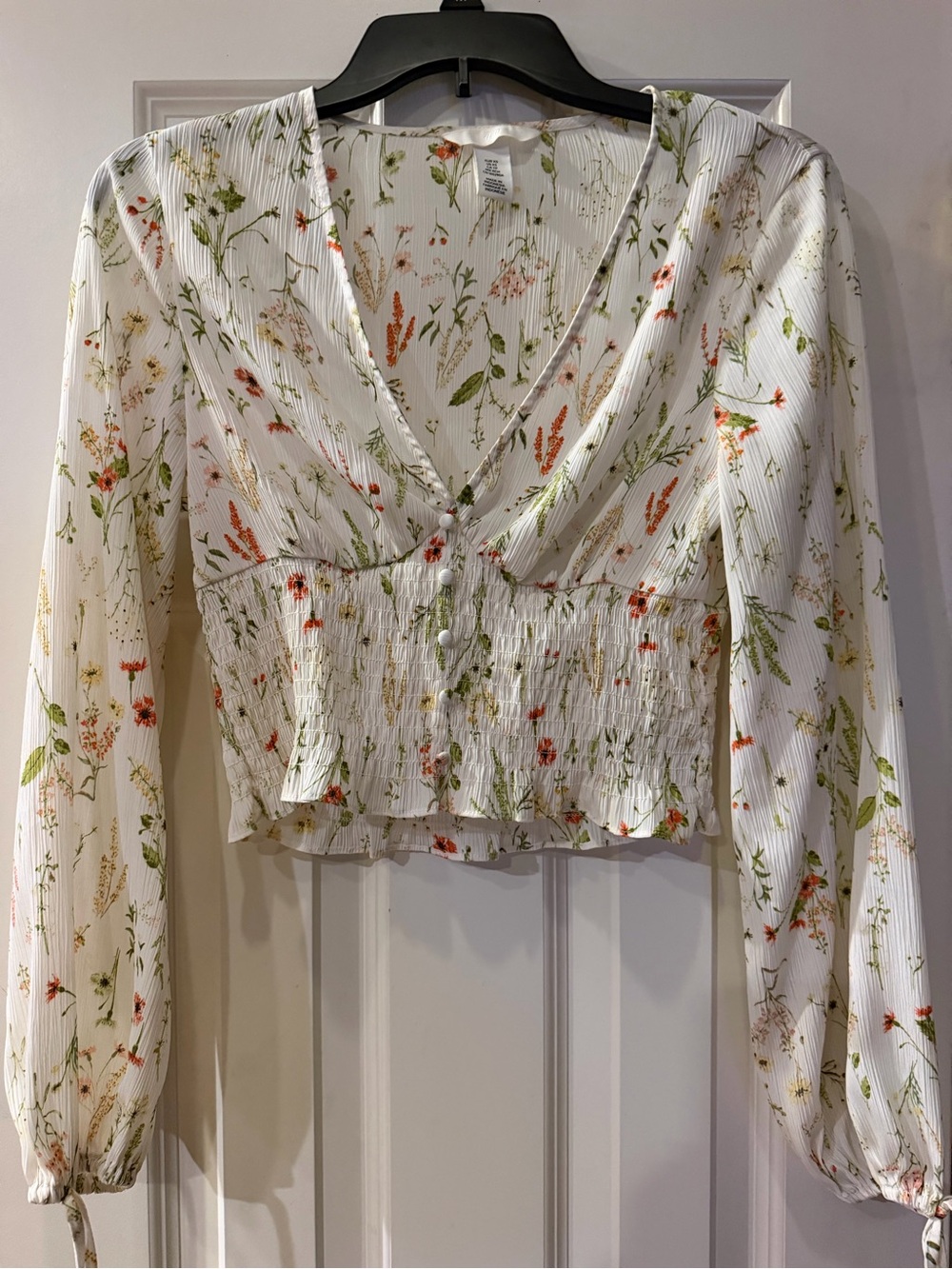H&M White Floral Smocked V-Neck Crop Top with Green & Coral Print XS